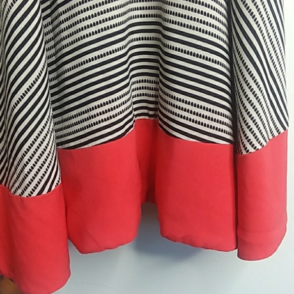 Geometrical White Black n peachy Pink Sundress - Picture 3 of 5